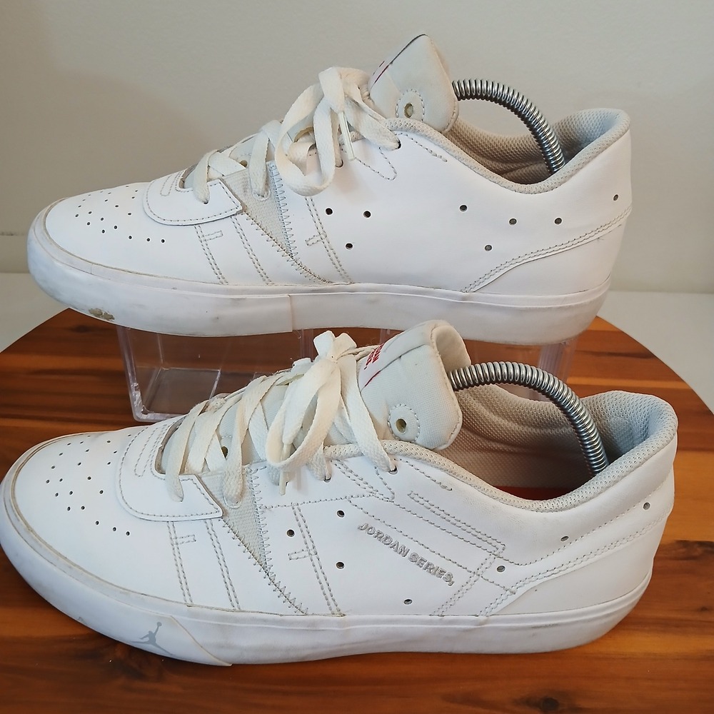 Jordan Series ES Sneakers Mens Size 10 White Low Top Leather DN1856-160
